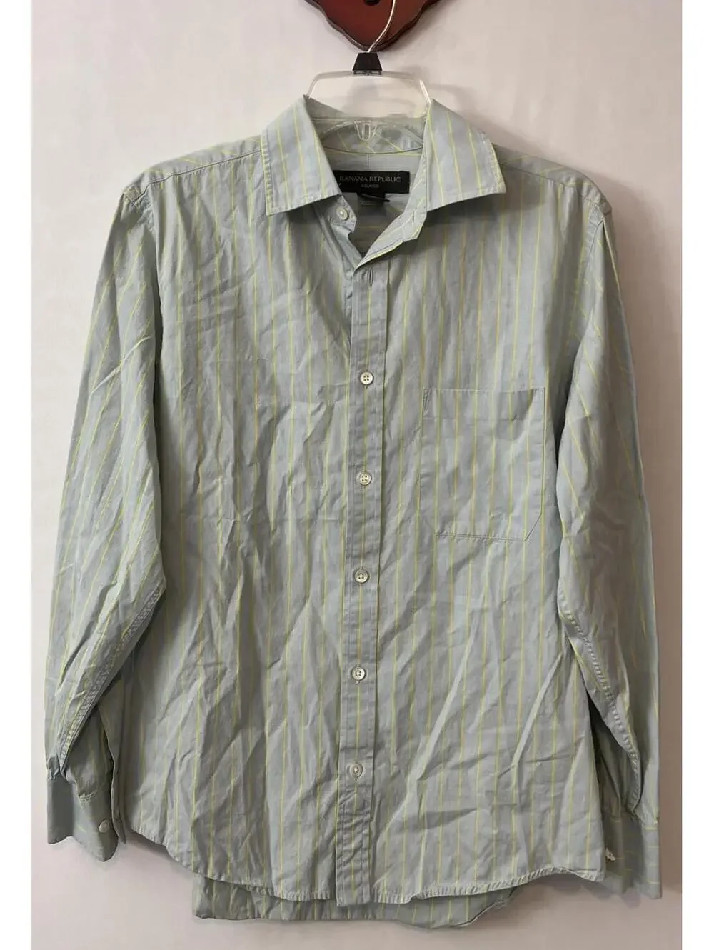 Banana Republic Relaxed Mens Small Blue Striped Button-Up Collared Shirt! A5607